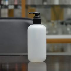  250ml ..ボストンラウンド HDPE ボトル